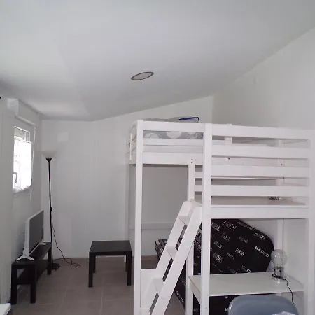 Violine Apartment *